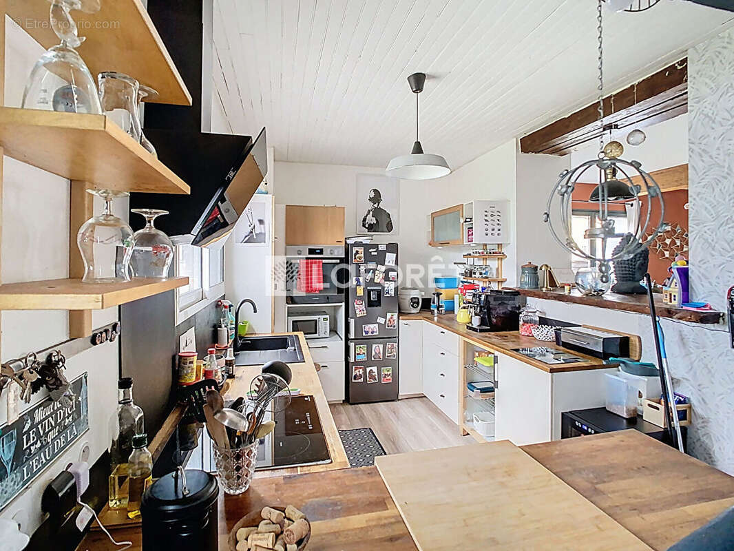 Maison à SAINT-PORQUIER