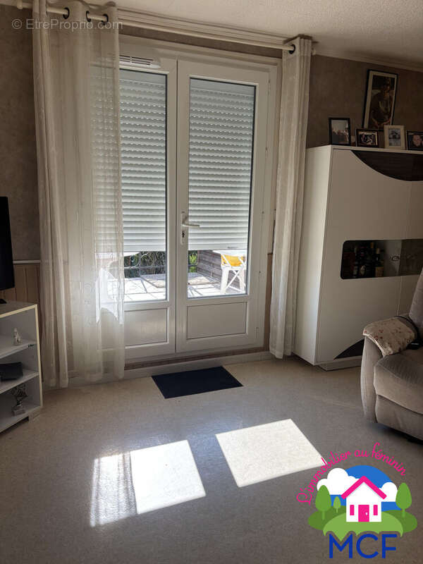 Maison 50 m² à Breval  - photo 7