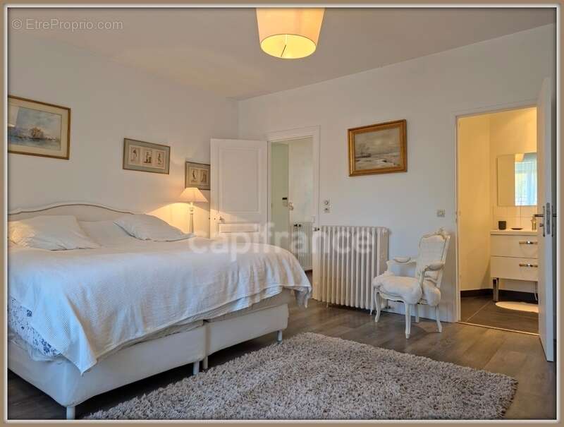 Maison à VARENNES-CHANGY