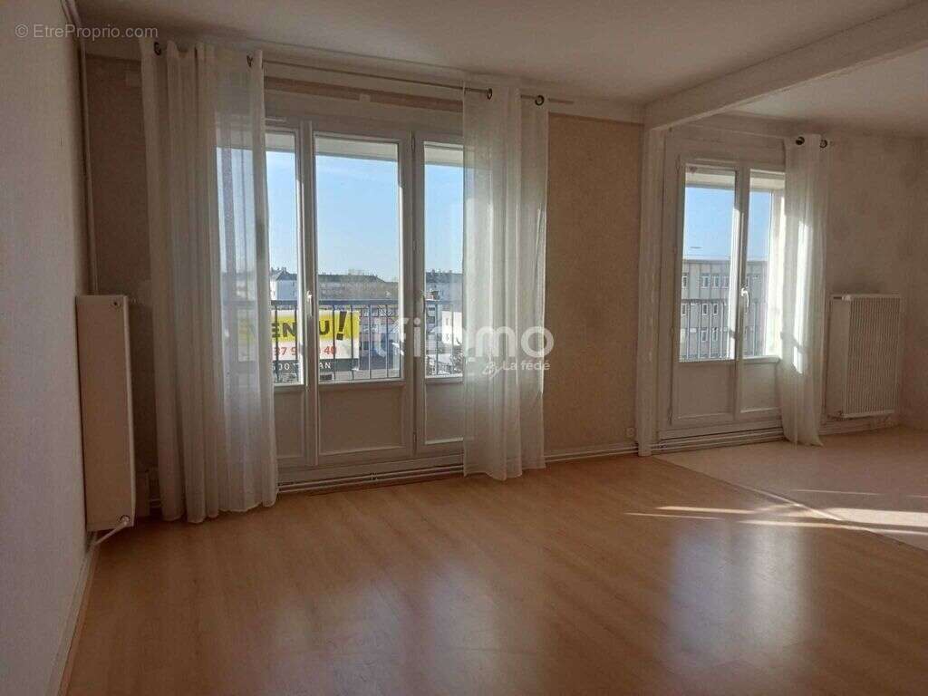 Appartement à LUCE