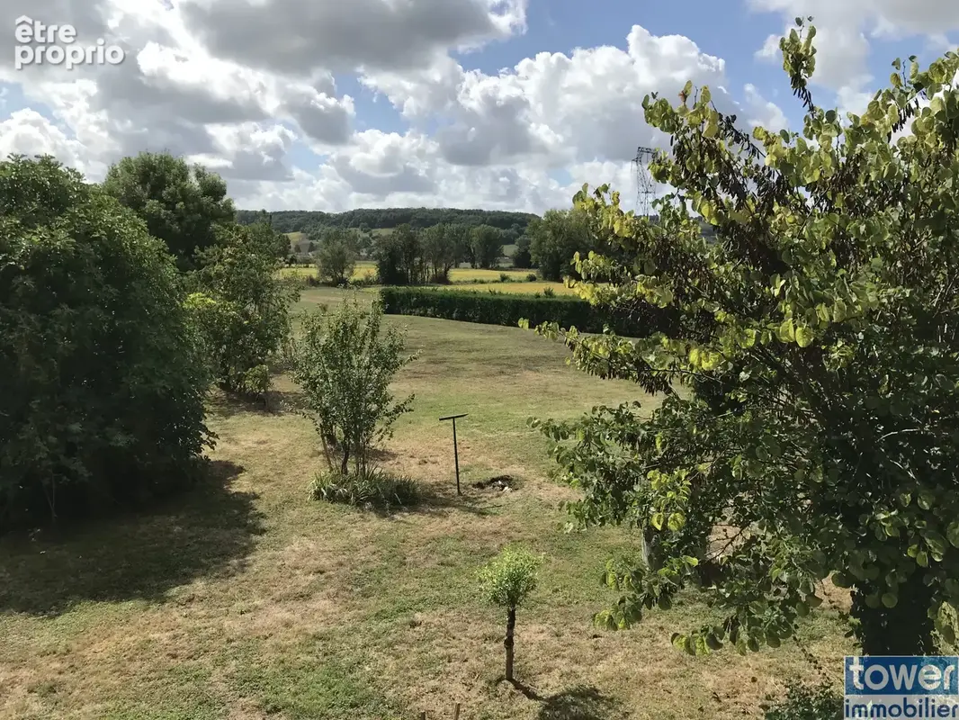 Superbe corps de ferme sur 1 hectare avec gite indépendant à rénover, séchoir à tabac et nombreuses dépendance - photo 23