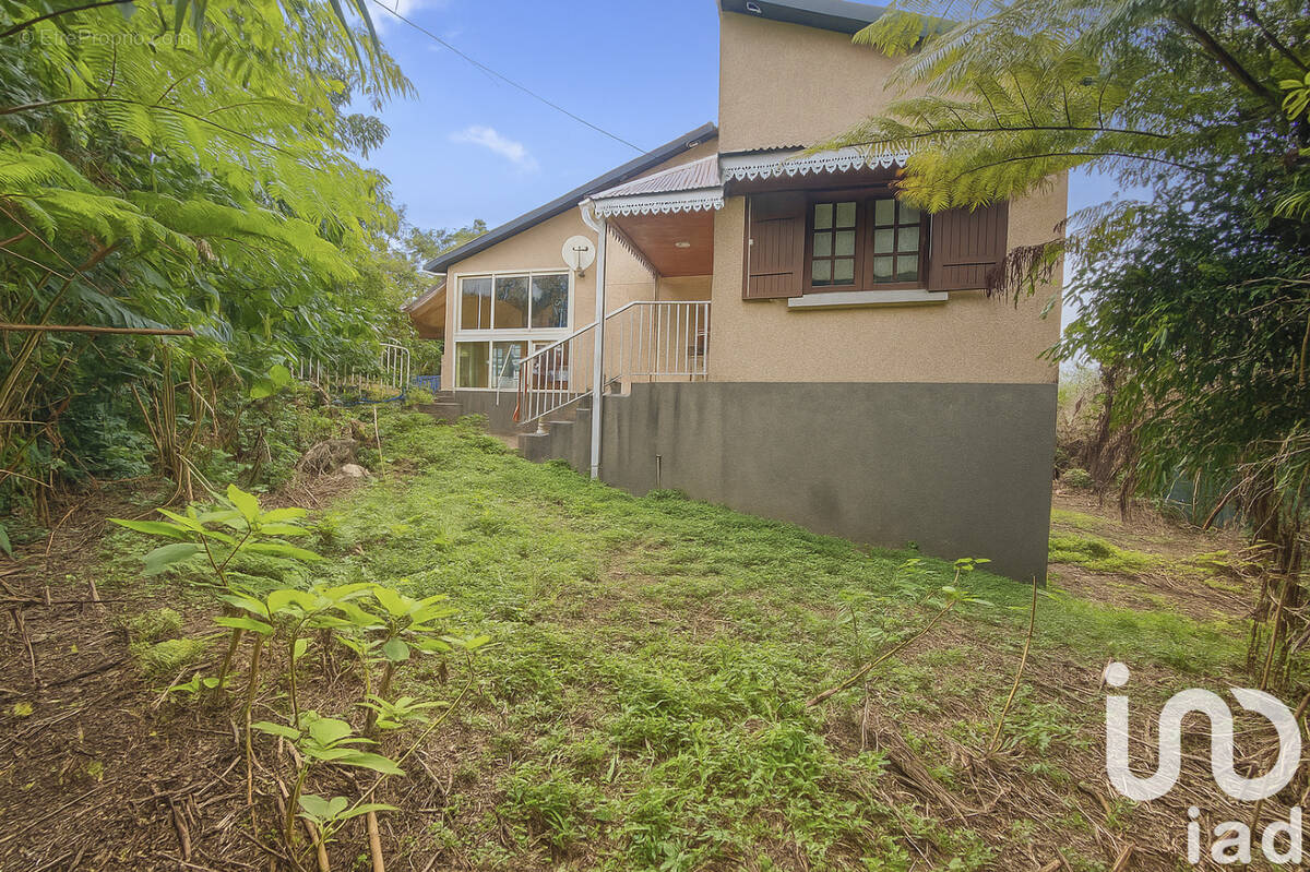 Photo 1 - Maison à LES AVIRONS