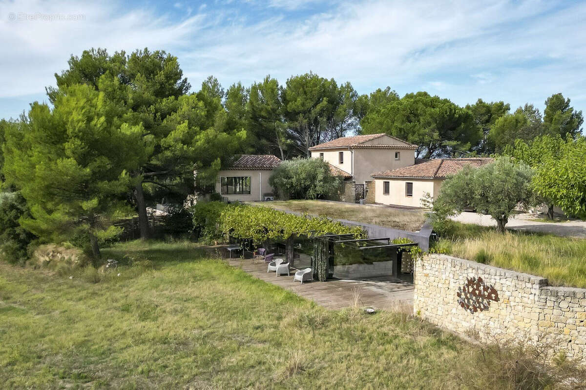 Domaine viticole & Villa contemporaine - Art de vivre en Provence - photo 10