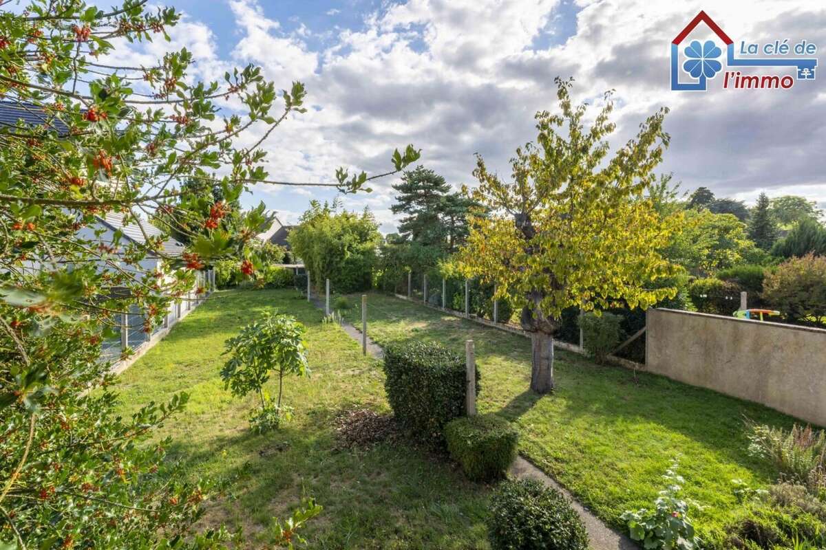 Maison à MOISSY-CRAMAYEL