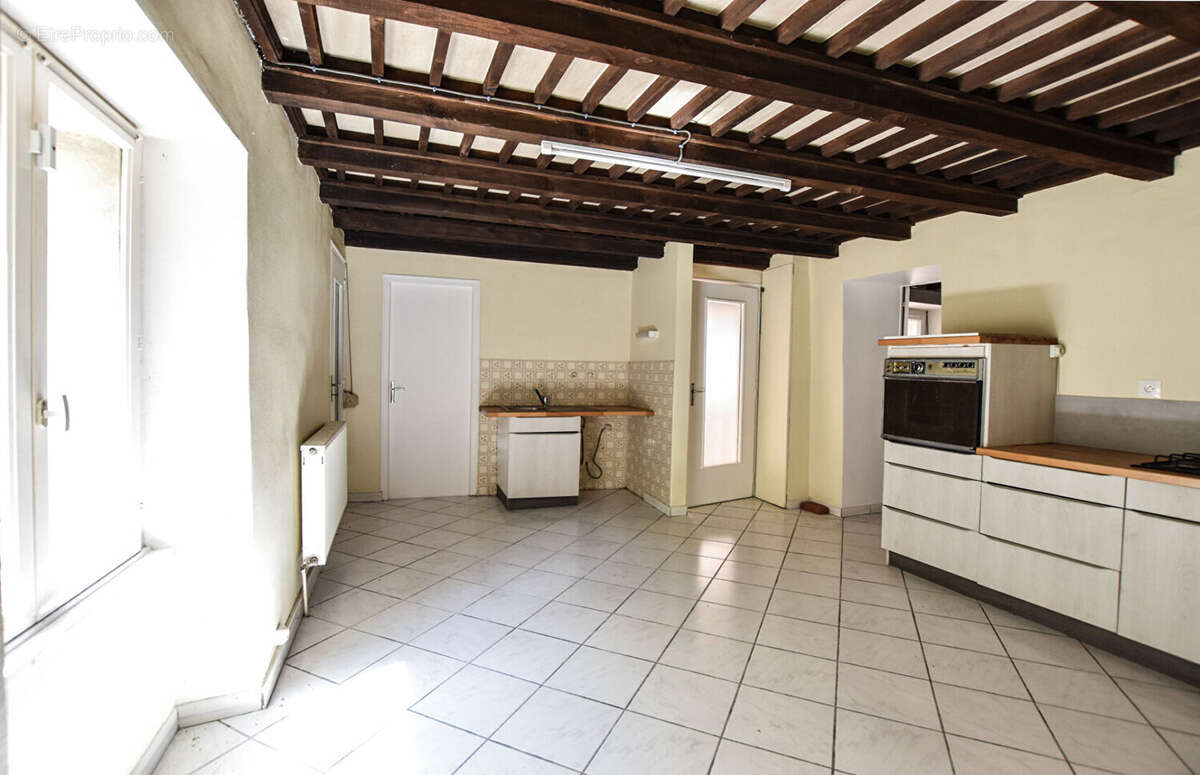 Appartement à MORRE