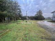 Terrain à SAINT-LAURENT-MEDOC
