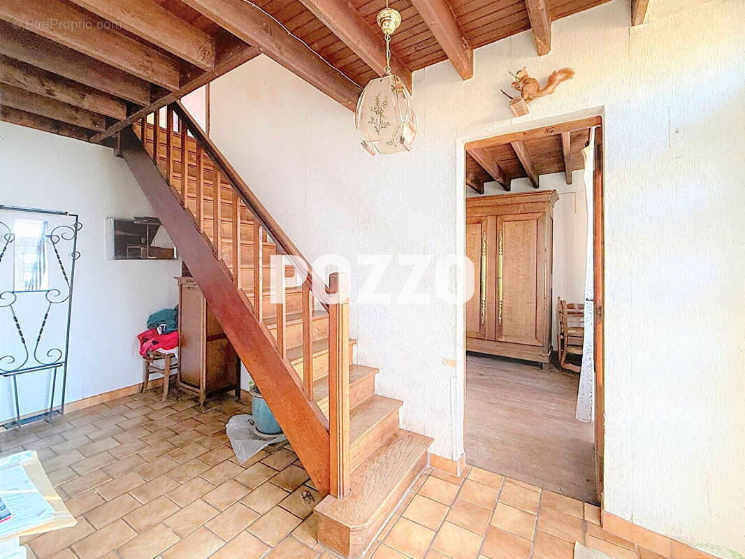 Maison à JUVIGNY-LE-TERTRE