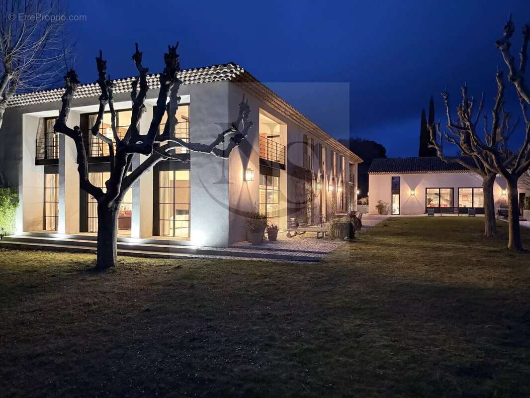 Maison à AIX-EN-PROVENCE
