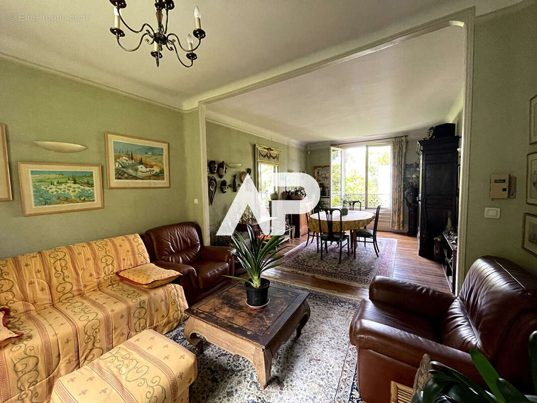 Maison à MONTMORENCY