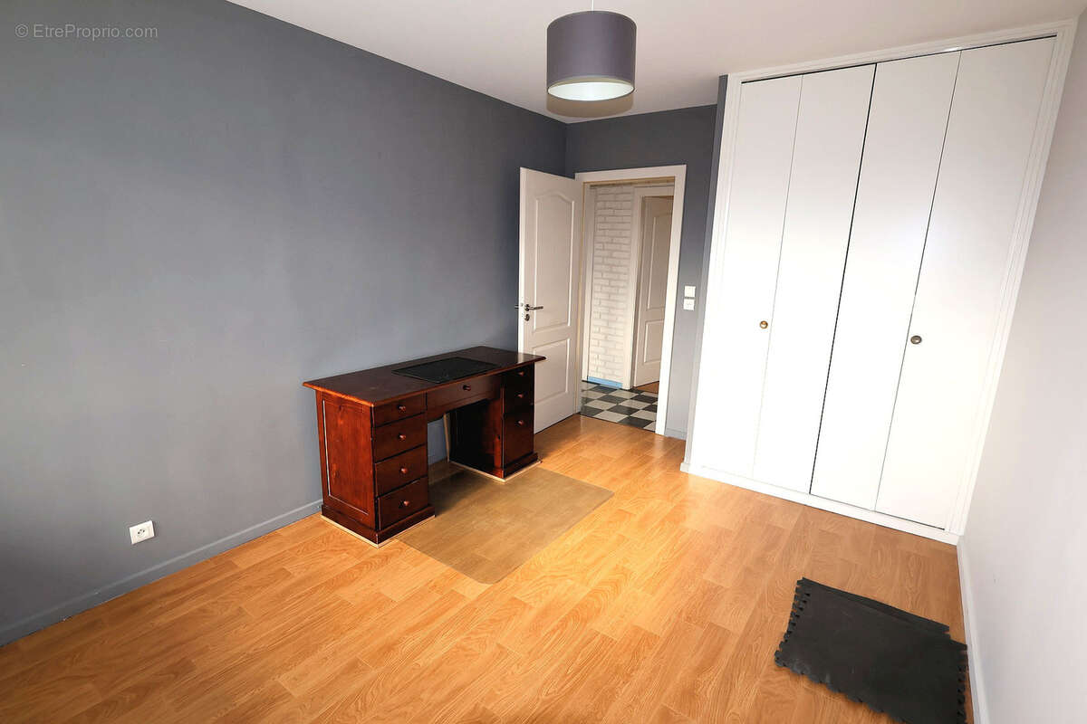 Saint-louis proche frontière appartement 5 pièces de 112 m2 avec grand balcon - photo 9