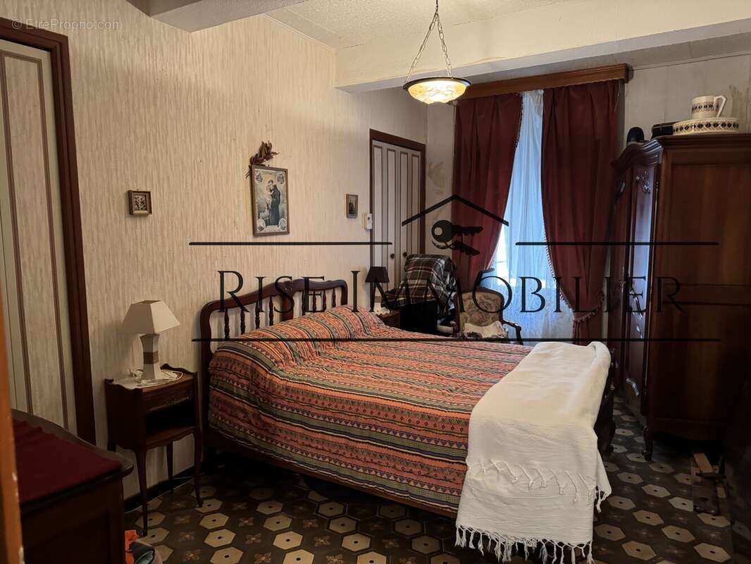 Maison à LEZIGNAN-CORBIERES