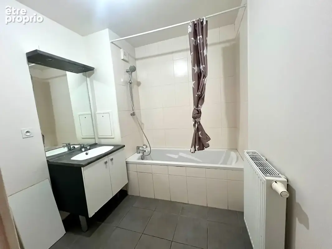 Appartement  T2 avec terrasse et parking - photo 8