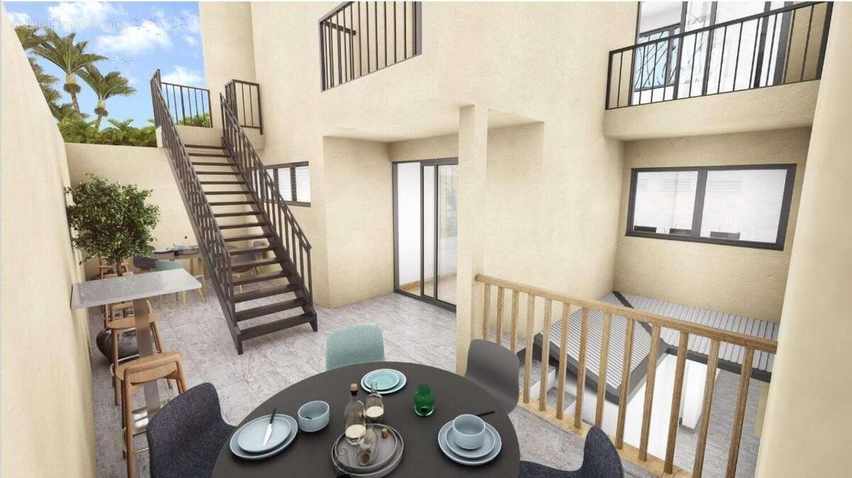 Photo 2 - Commerce à FORT-DE-FRANCE