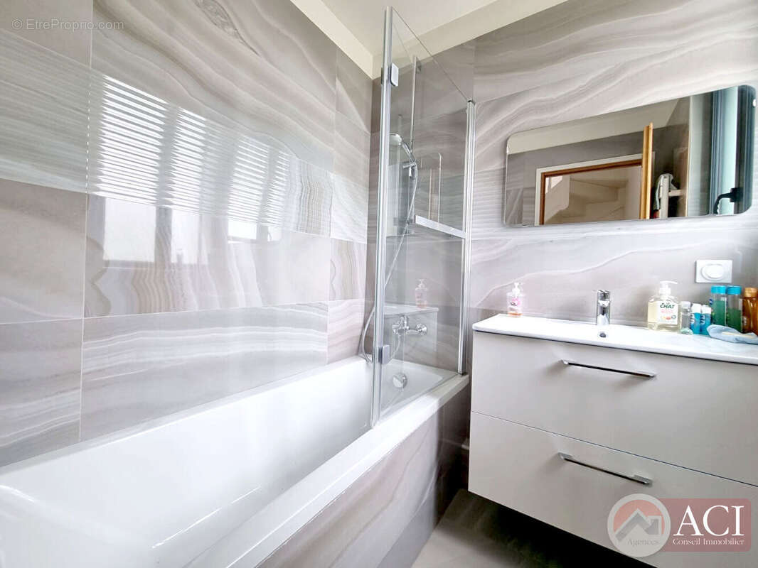 Maison à DEUIL-LA-BARRE