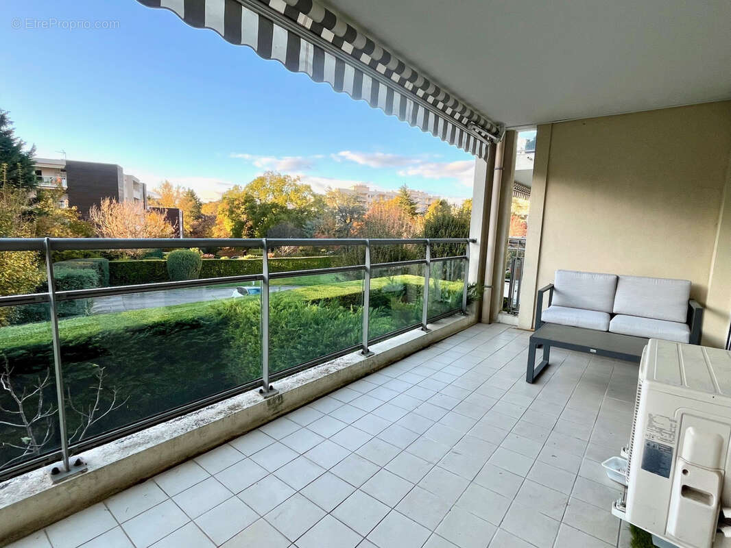 Appartement à SAINTE-FOY-LES-LYON