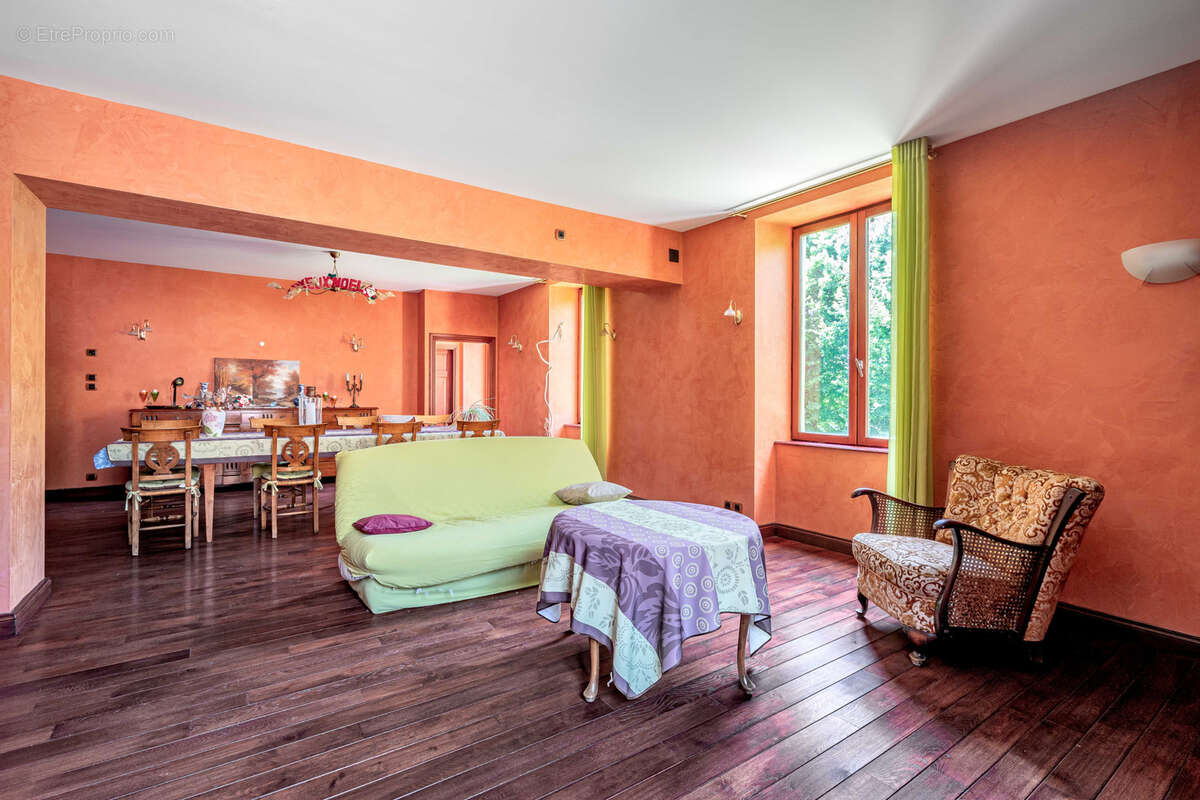 Maison à CUBLIZE