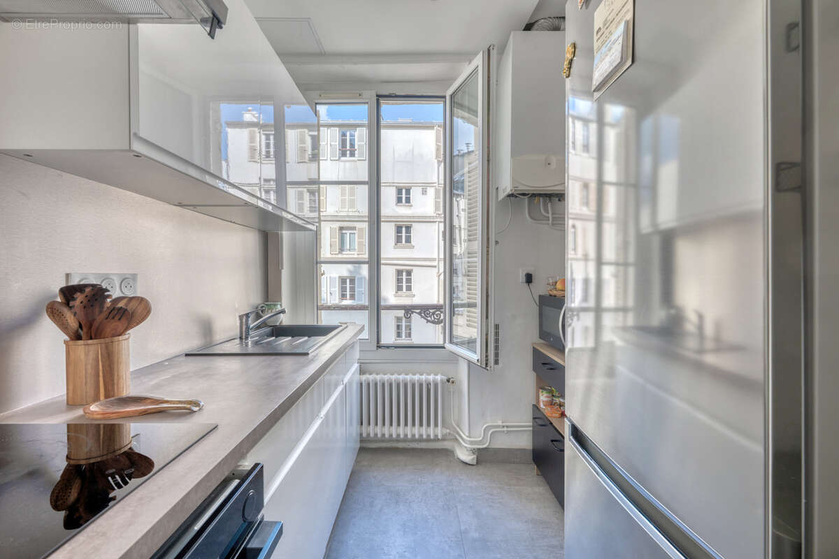 Appartement à PARIS-7E