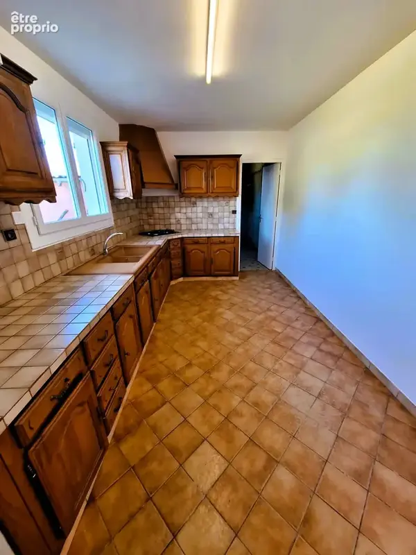  À VENDRE  Maison 3 chambres avec garage de 50 m² et terrain de 2 500 m² à Vergoignan - photo 12