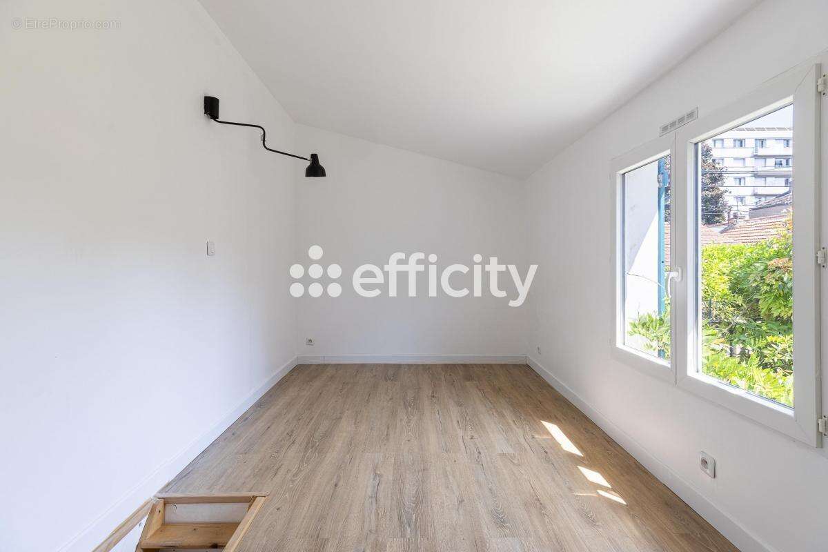 Maison à AUBERVILLIERS