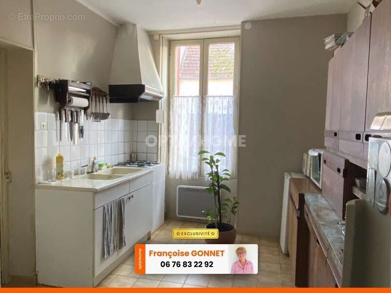 Appartement à SAINT-AMAND-MONTROND