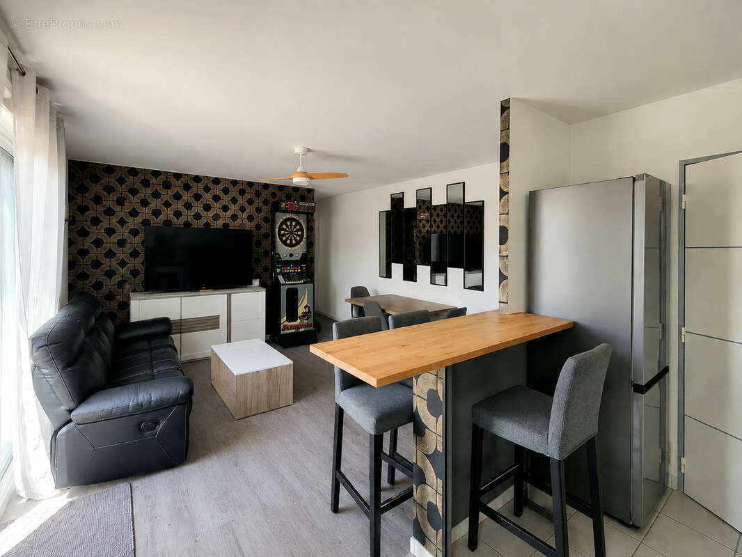 Appartement T3 Saint-Erblon Centre - Ascenseur - Double garage 62.10m2 - photo 8