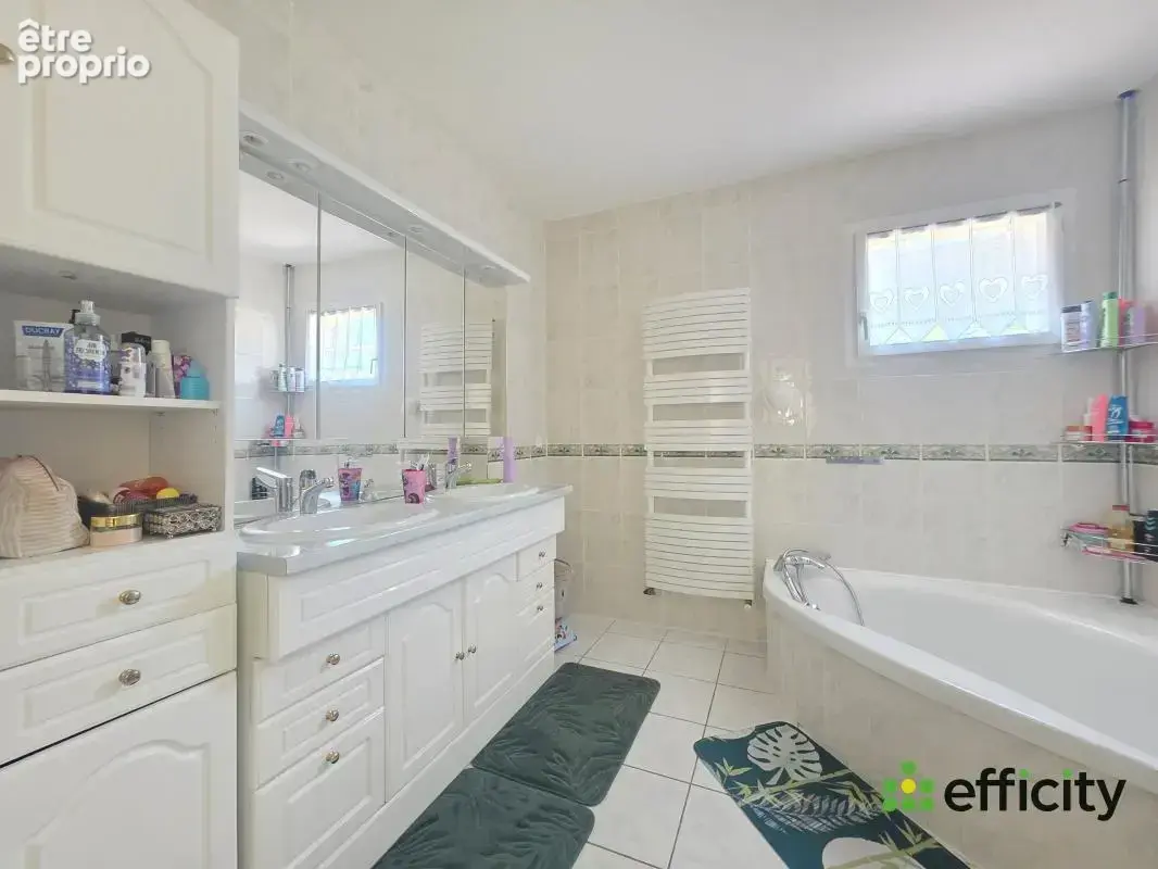 Maison 8 pièces 245 m² à vendre à Marcoux (04420) - photo 11
