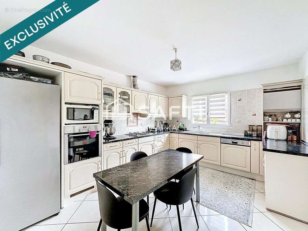 Photo 8 - Maison à PONT-DE-CHERUY