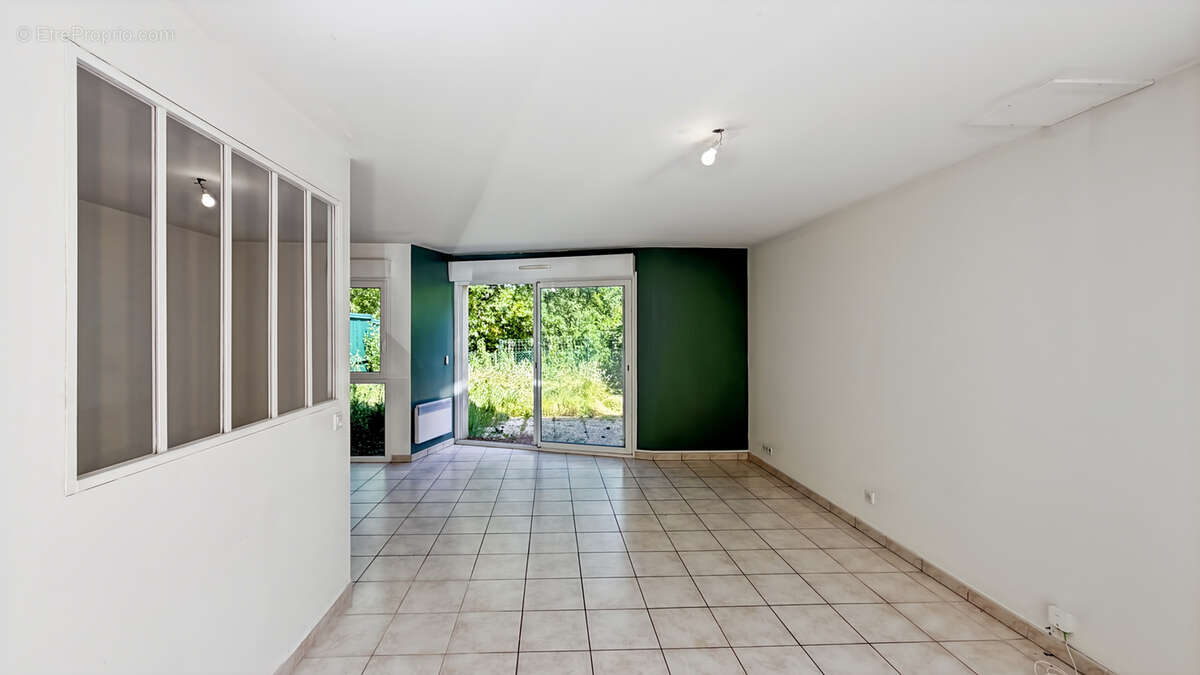 Maison 3 chambres et jardin + à vendre + Yvelines (78) + box et place de parking - photo 3