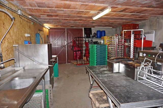 Commerce à JALIGNY-SUR-BESBRE