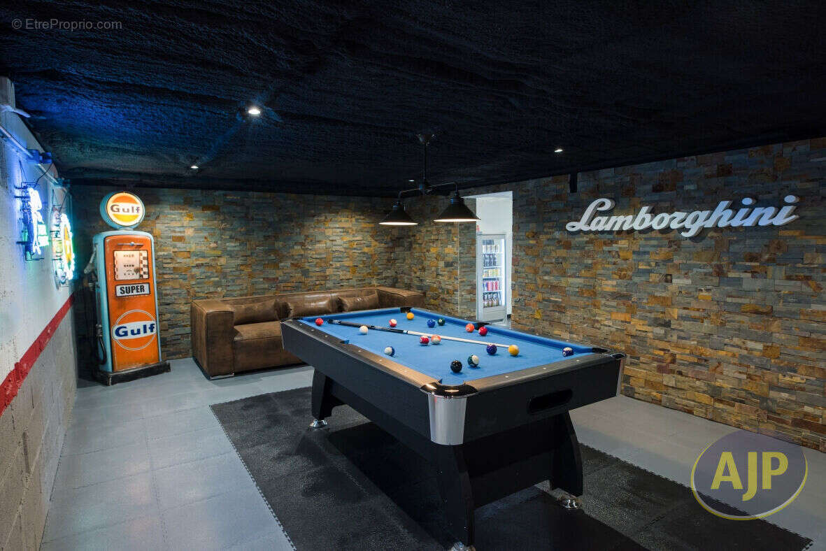 Maison à SAINT-CHRISTOPHE-DU-BOIS