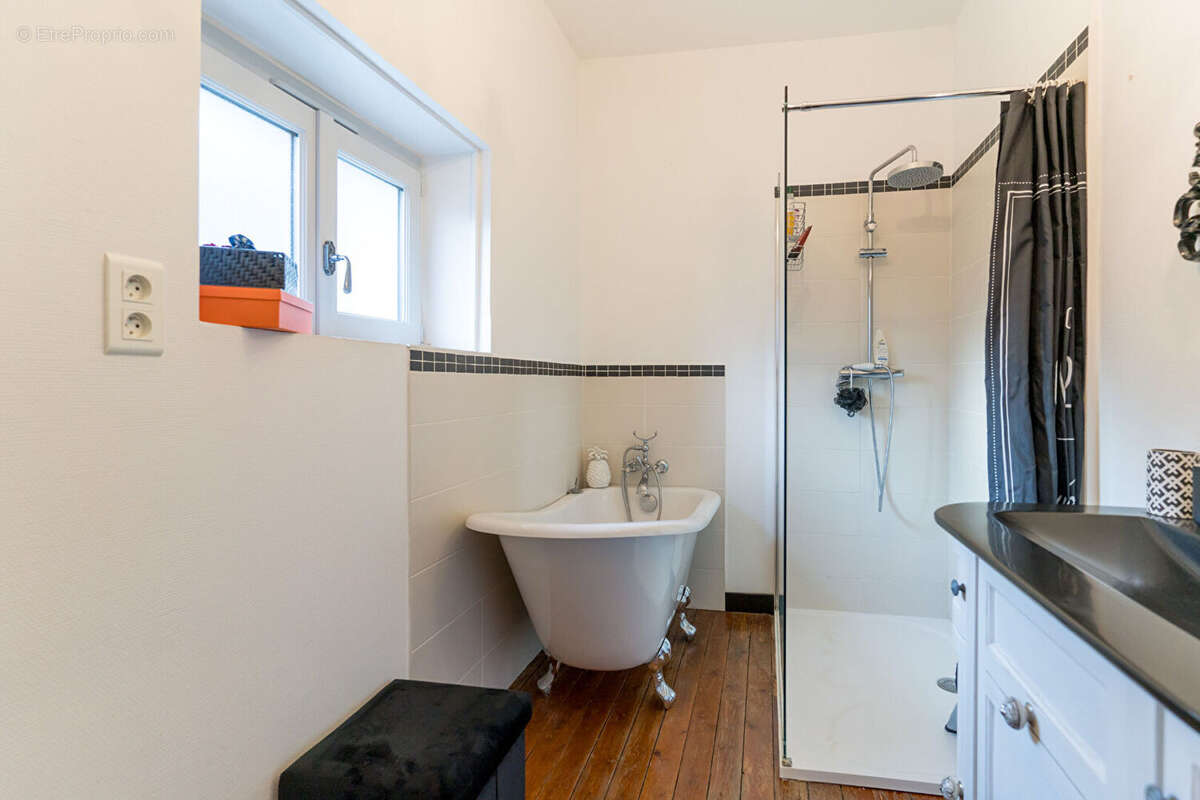 Maison à SAVONNIERES