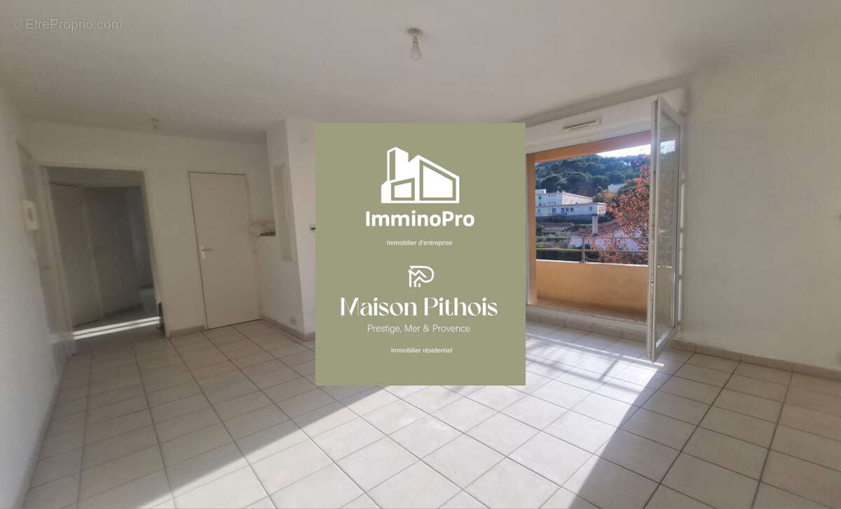 Appartement à LA ROQUE-D'ANTHERON