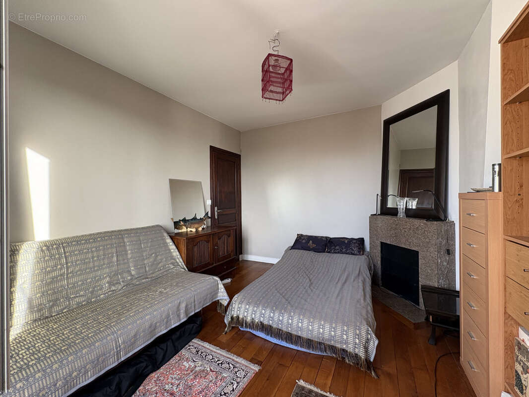 Appartement à BONDY