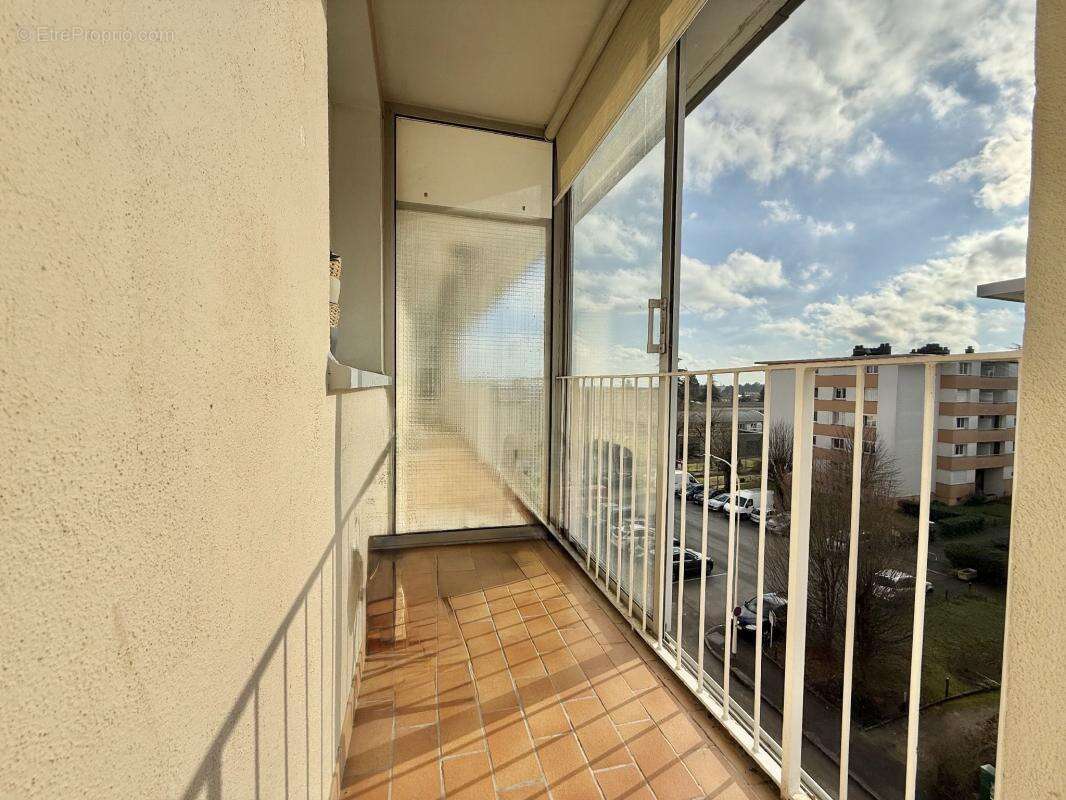 Appartement à CHENOVE