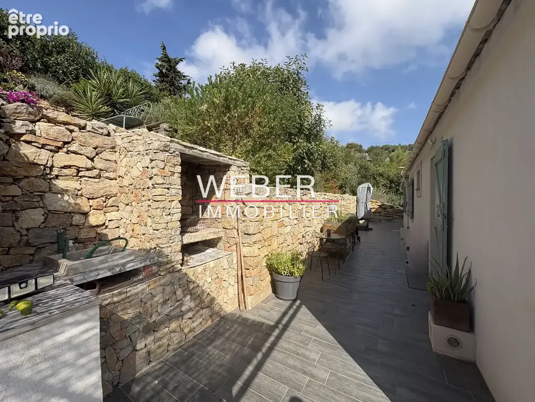 - ollioules - villa vue degagee et mer - photo 3
