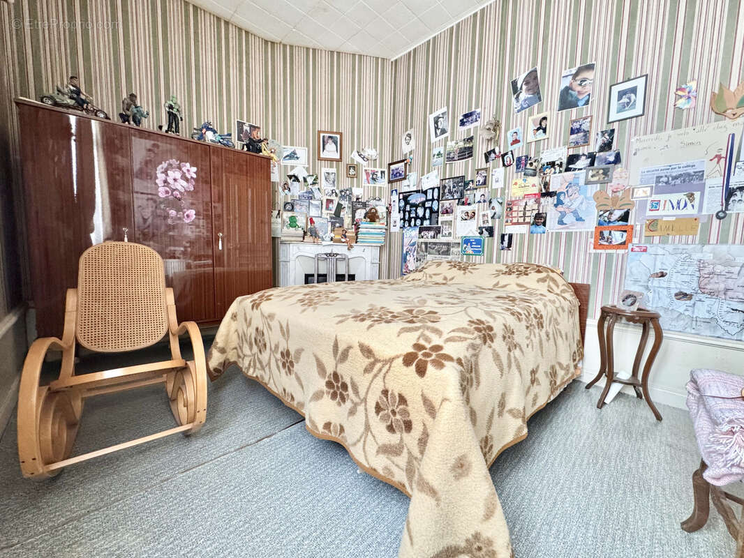 Maison à VILLERS-BRETONNEUX