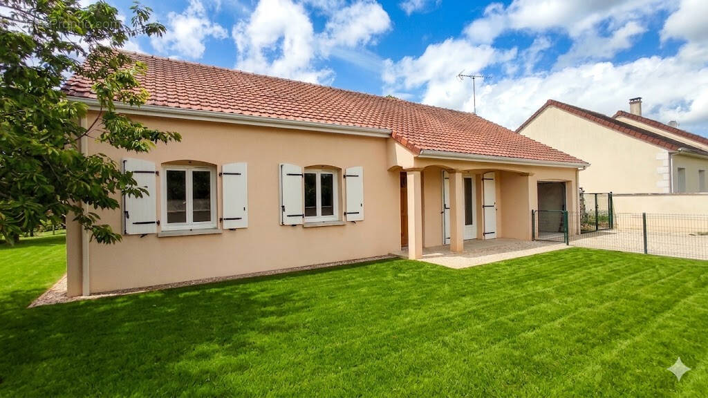 Maison à CHATELLERAULT