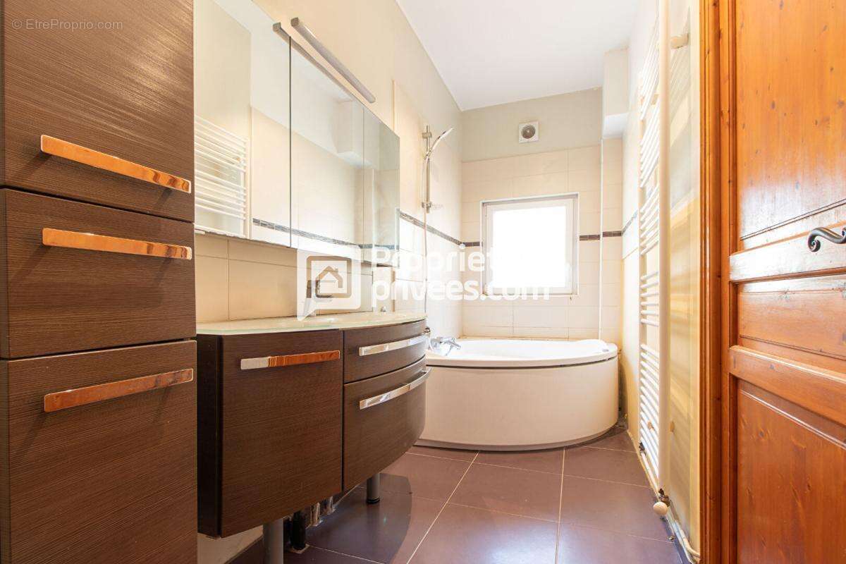 Appartement à VITRY-SUR-SEINE