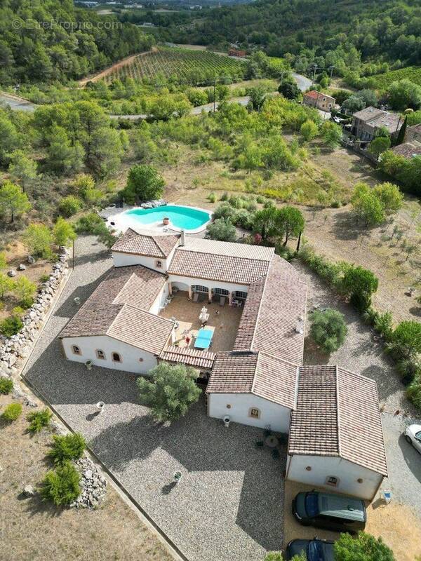 Photo 1 - Maison à SAINT-CHINIAN