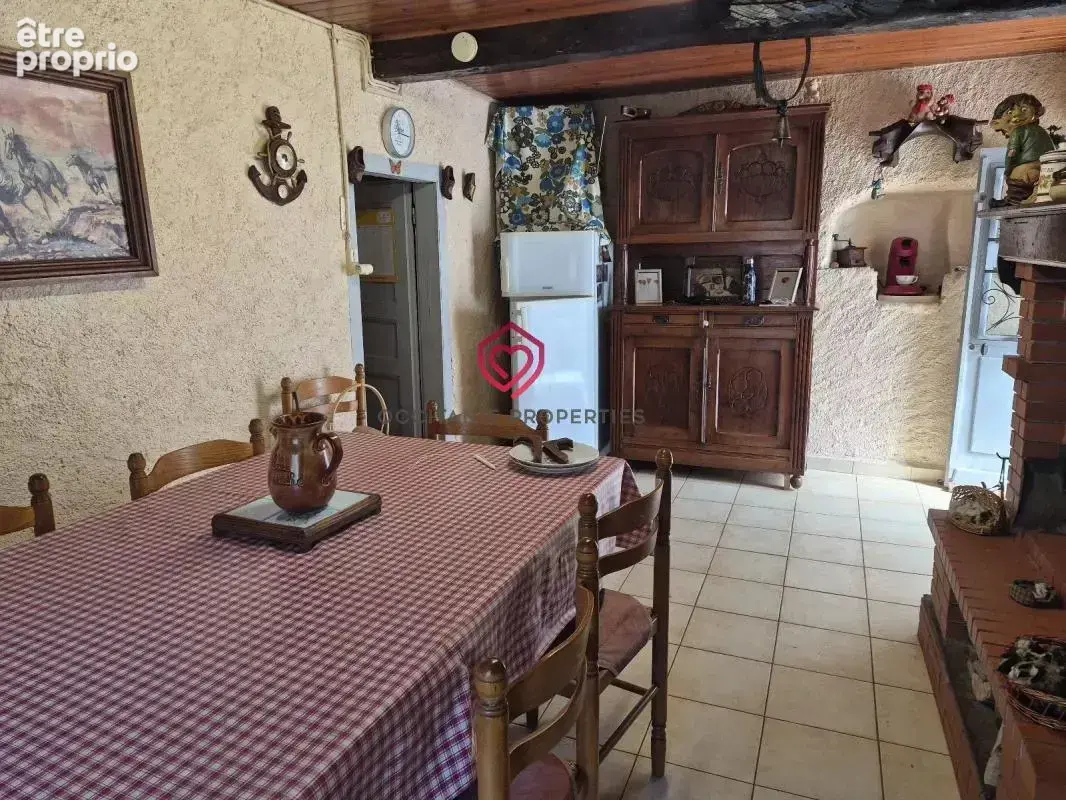 Maison dans un hameau de montagne, belles vues - photo 8