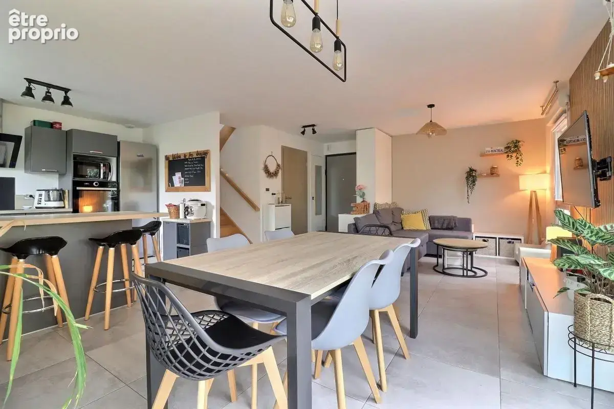 Duplex a BROCHON 83m², 90m² de jardin, Garage double - photo 11