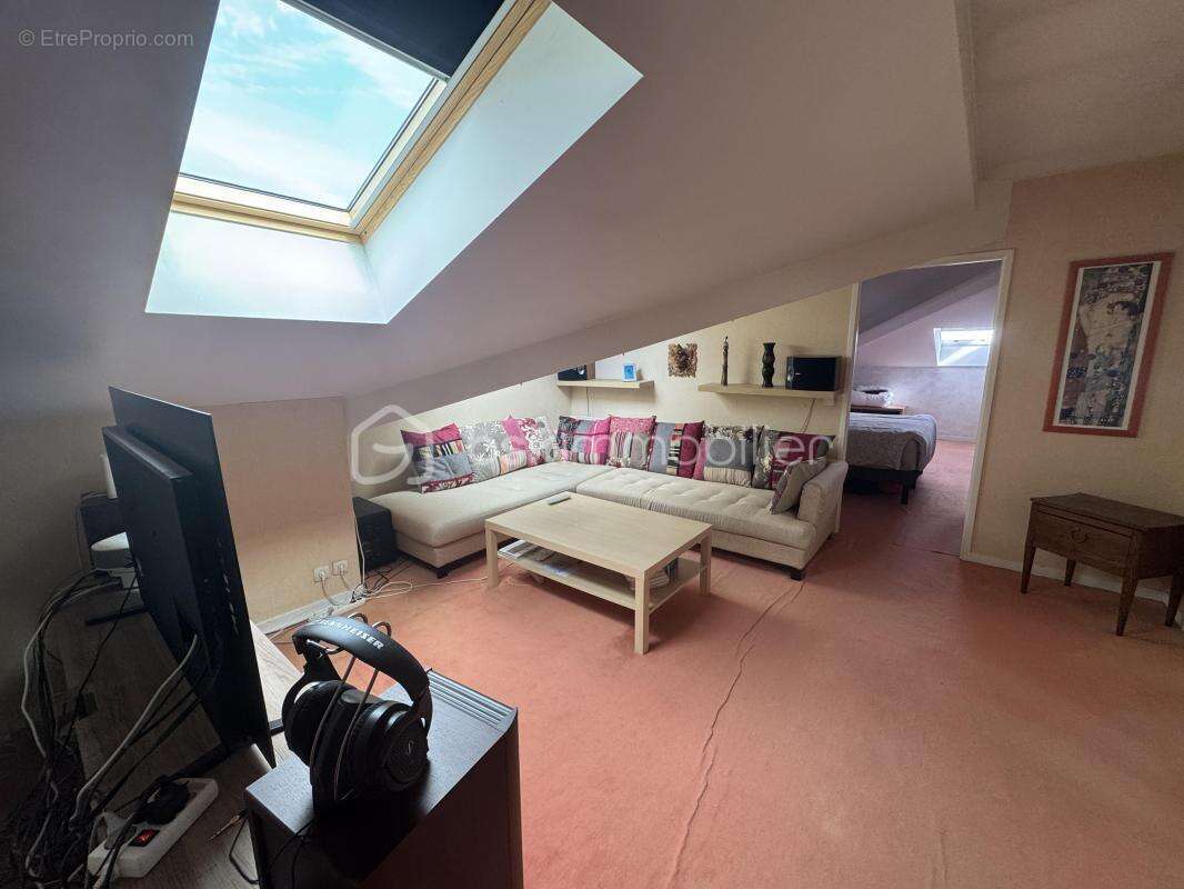 Appartement à MAGNY-LE-HONGRE