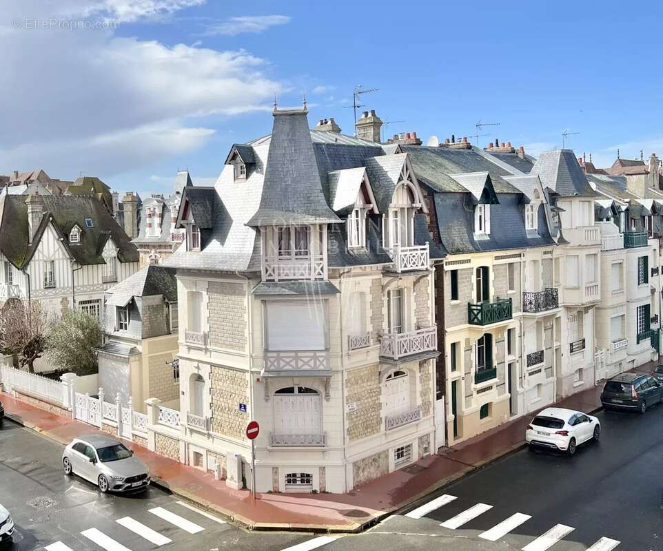 Appartement à DEAUVILLE