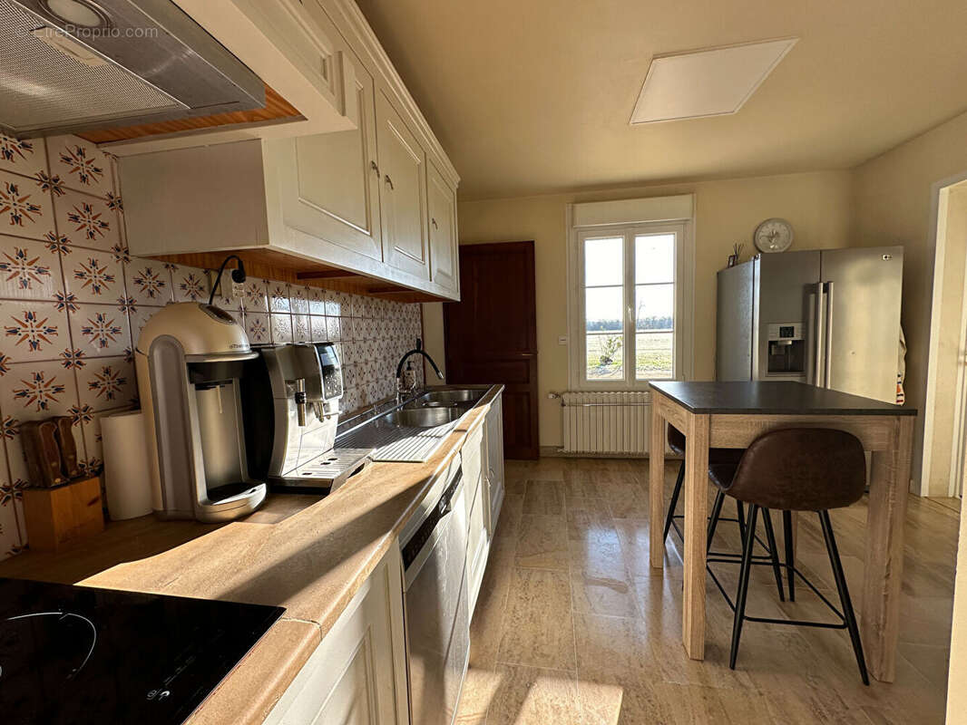 Maison à LAVAUSSEAU