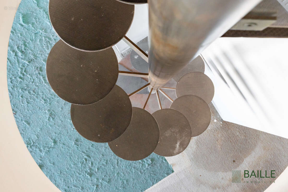 Appartement à MARSEILLE-6E