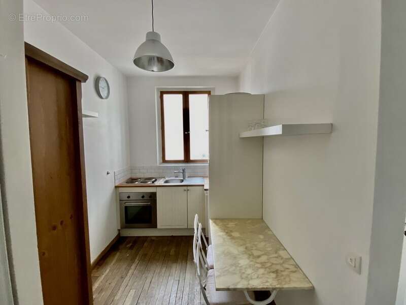 Appartement à NANTERRE
