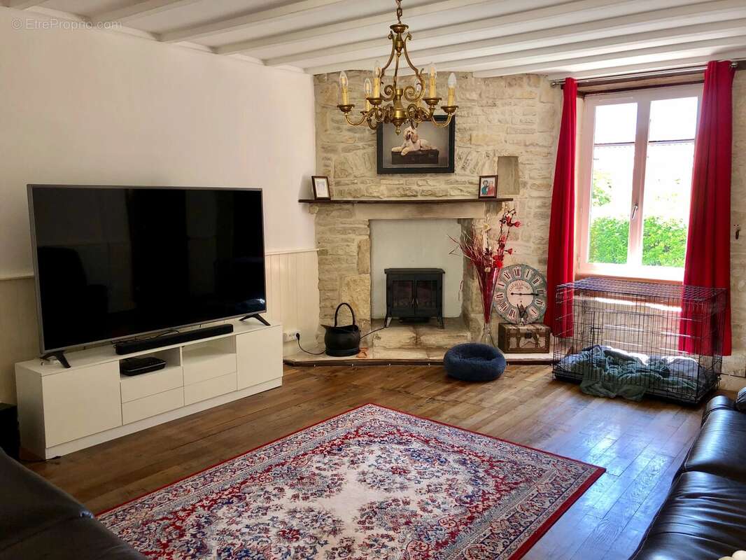 Maison à VILLEMAIN