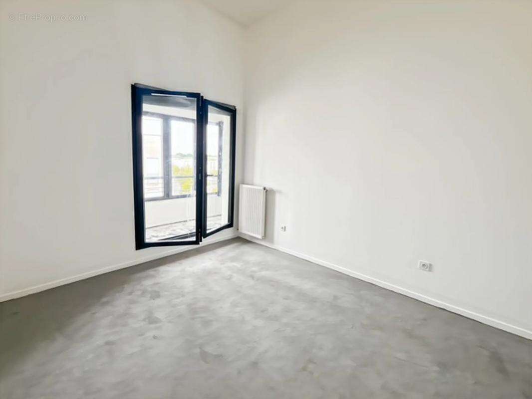 Appartement à STAINS