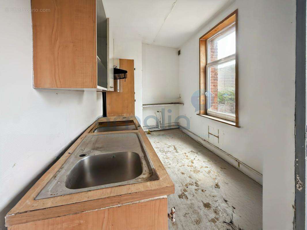 RENTABILITÉ EXCEPTIONNELLE - 5 Lots dans un Immeuble de Rapport - Cambrai - photo 8