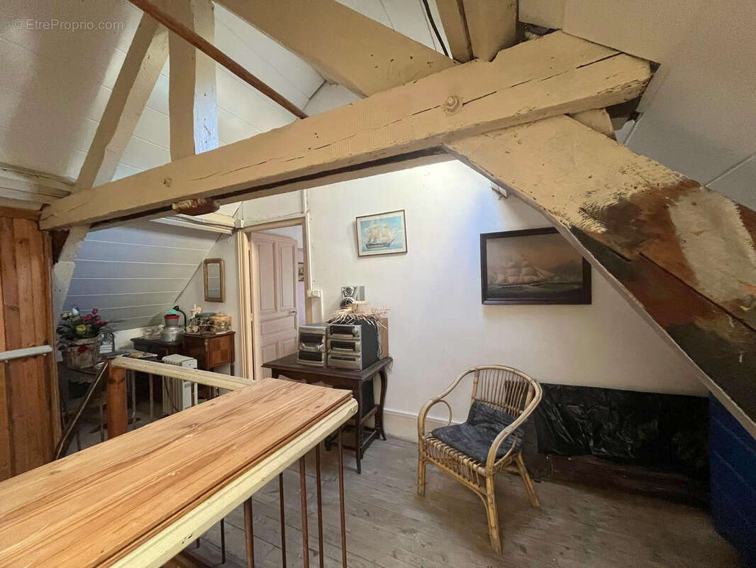 Maison à CASSAGNES-BEGONHES